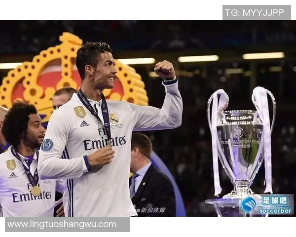 大满贯足球明星的荣耀与传奇之路解析